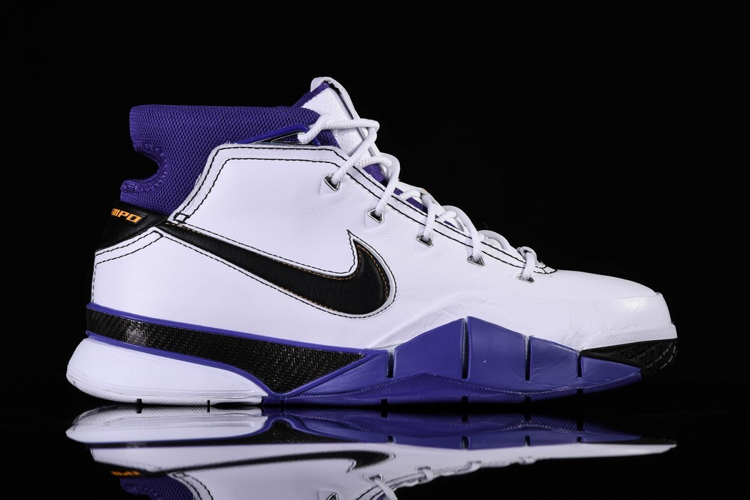 Фото № 2 с приближением к товару «‎Nike Zoom Kobe 1 Protro 81 Point Game »