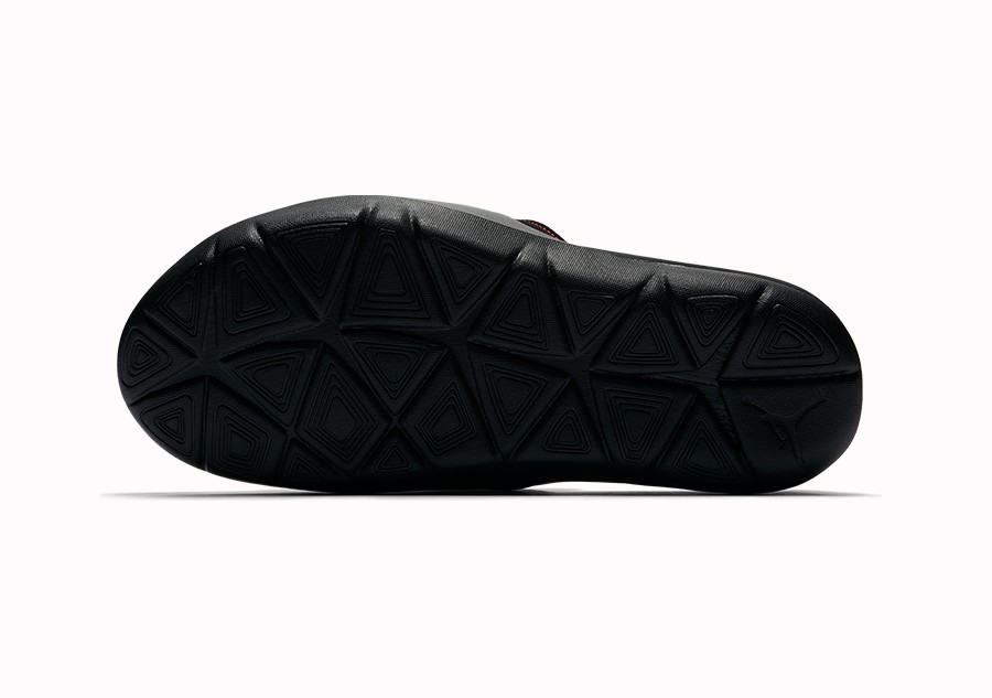 Фото № 1 с приближением к товару «‎Nike Air Jordan Hydro 7»