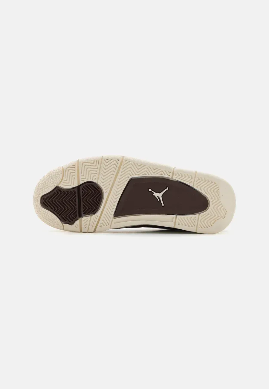 Фото № 4 с приближением к товару «‎AIR JORDAN 4 RM»
