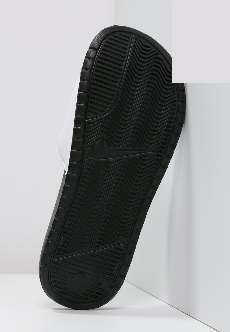 Фото № 5 с приближением к товару «‎Nike Benassi Jdi »