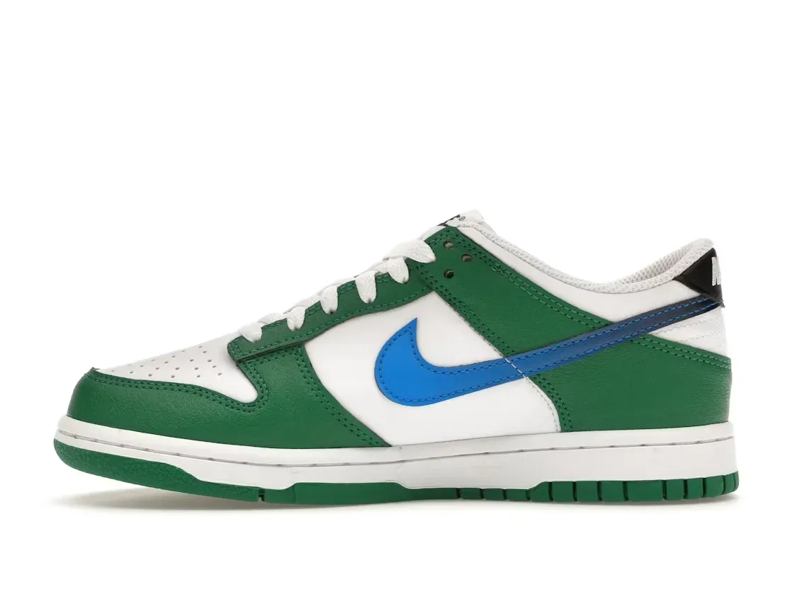 Фото № 3 с приближением к товару «‎Nike Dunk Low»