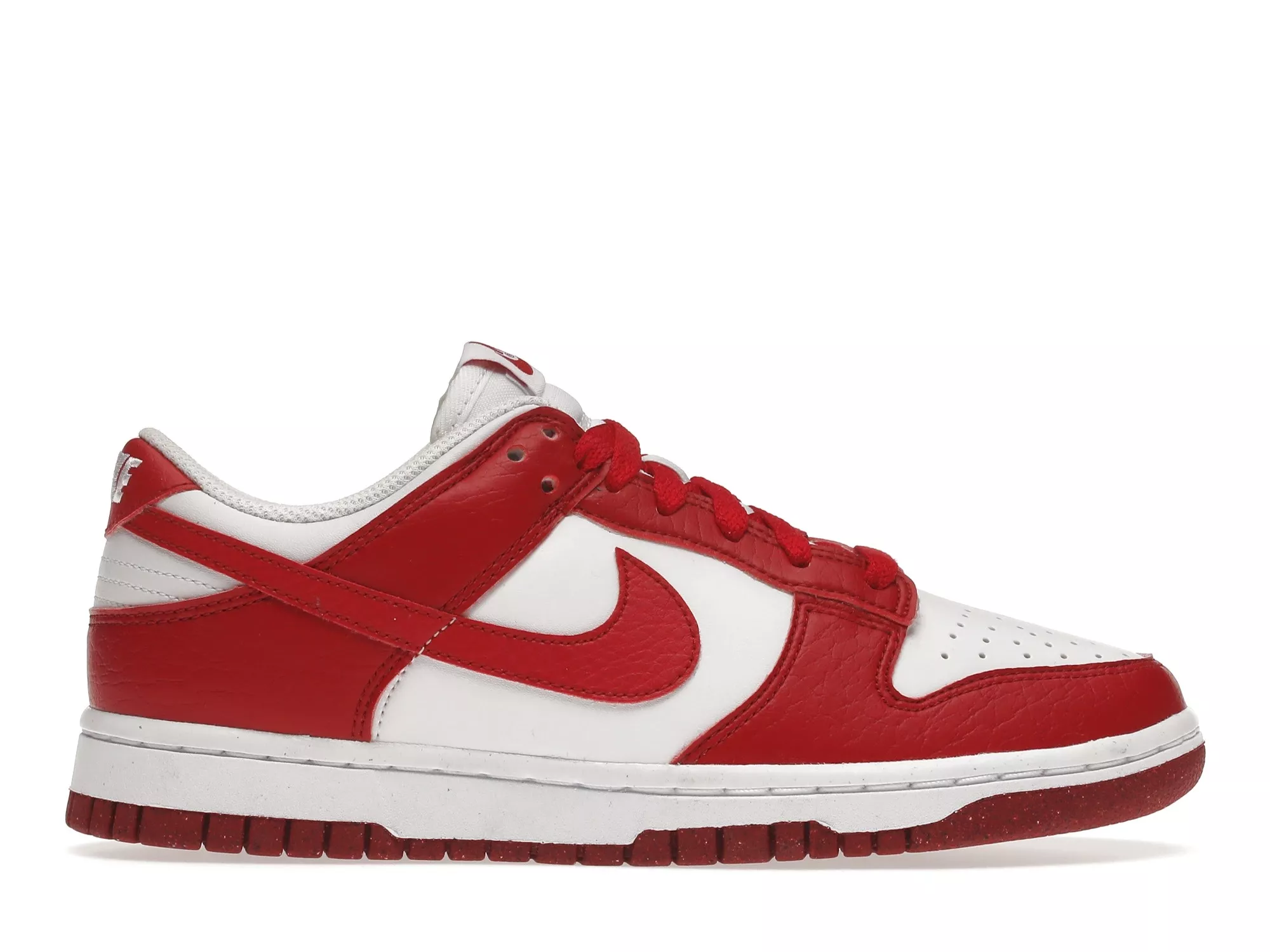 Фото № 1 с приближением к товару «‎Nike Dunk Low Next Nature White Gym Red »