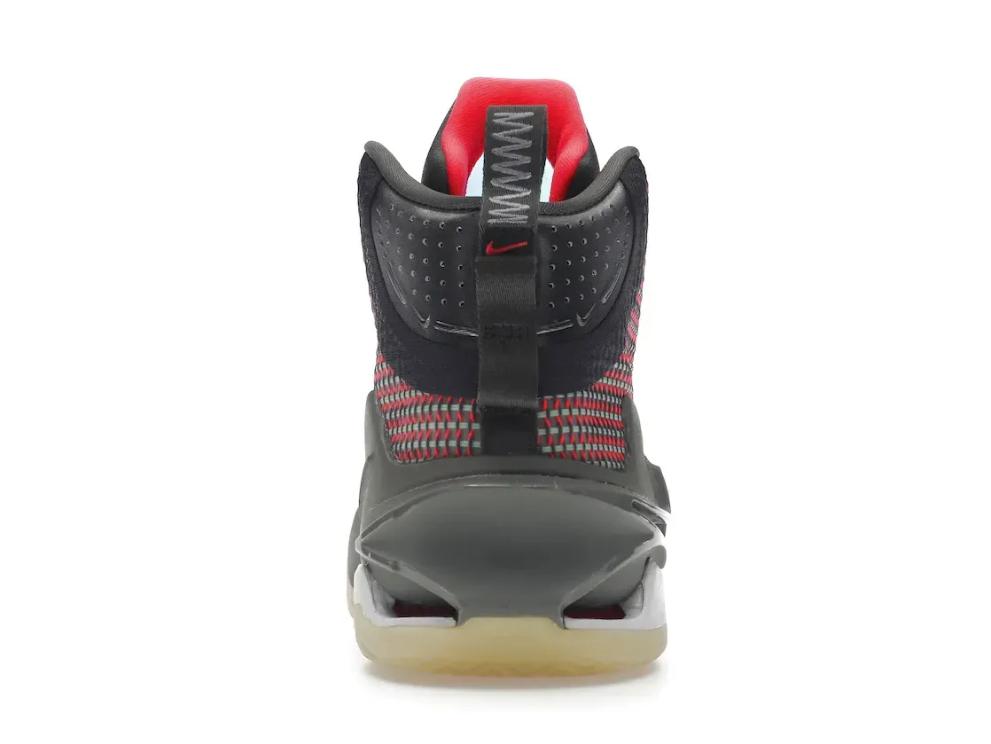Фото № 4 с приближением к товару «‎Nike Air Zoom GT Jump Chaos»