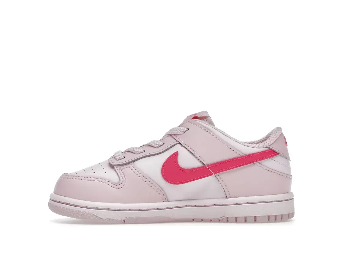 Фото № 3 с приближением к товару «‎Nike Dunk Low»