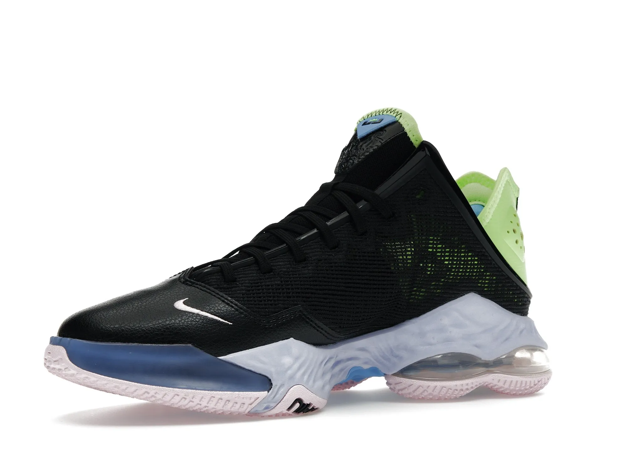 Фото № 2 с приближением к товару «‎Nike LeBron 19 Low Ghost Green»