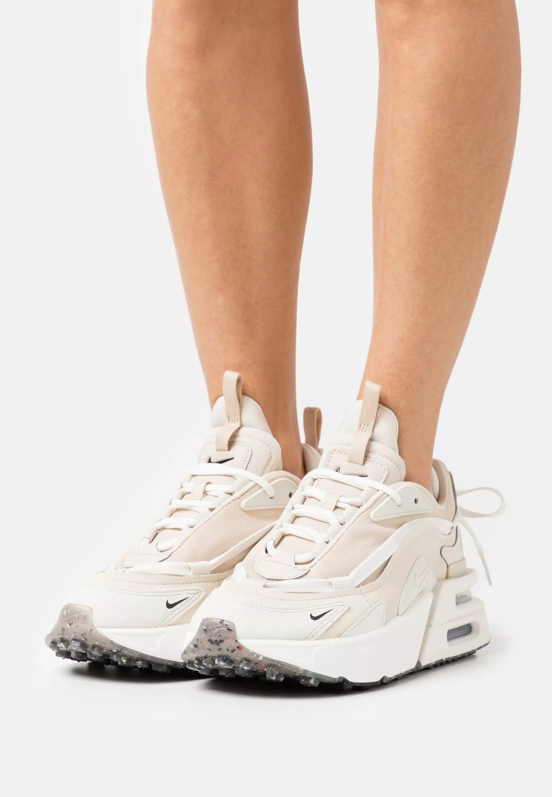 Фото № 3 с приближением к товару «‎AIR MAX FURYOSA»