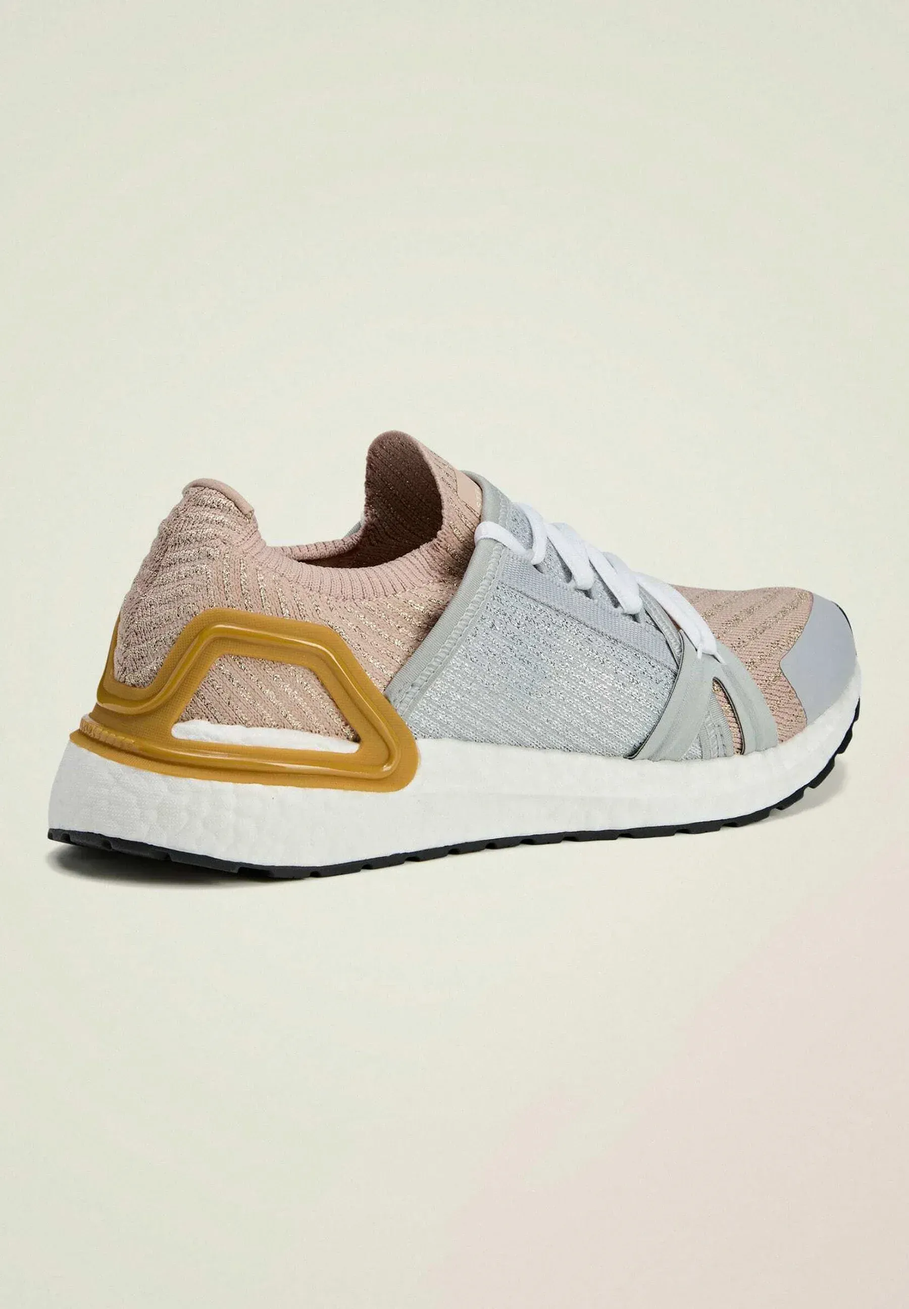 Фото № 4 с приближением к товару «‎ADIDAS BY STELLA MCCARTNEY ULTRABOOST DNA»