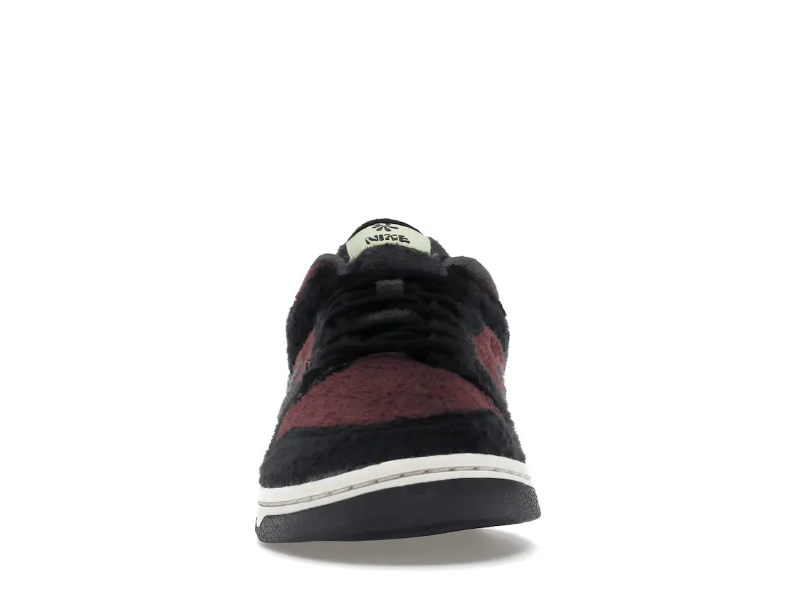 Фото № 2 с приближением к товару «‎Nike Dunk Low SE Fleece Pack Burgundy Crush »