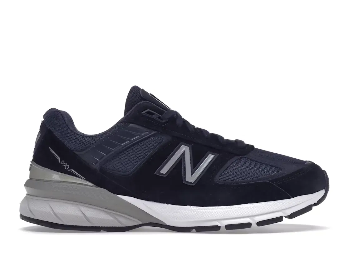 Фото № 1 с приближением к товару «‎New Balance 990v5»