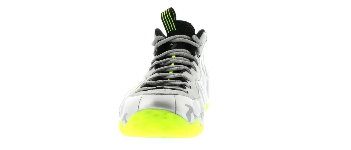 Фото № 3 с приближением к товару «‎Nike Air Foamposite One Silver Volt Camo»