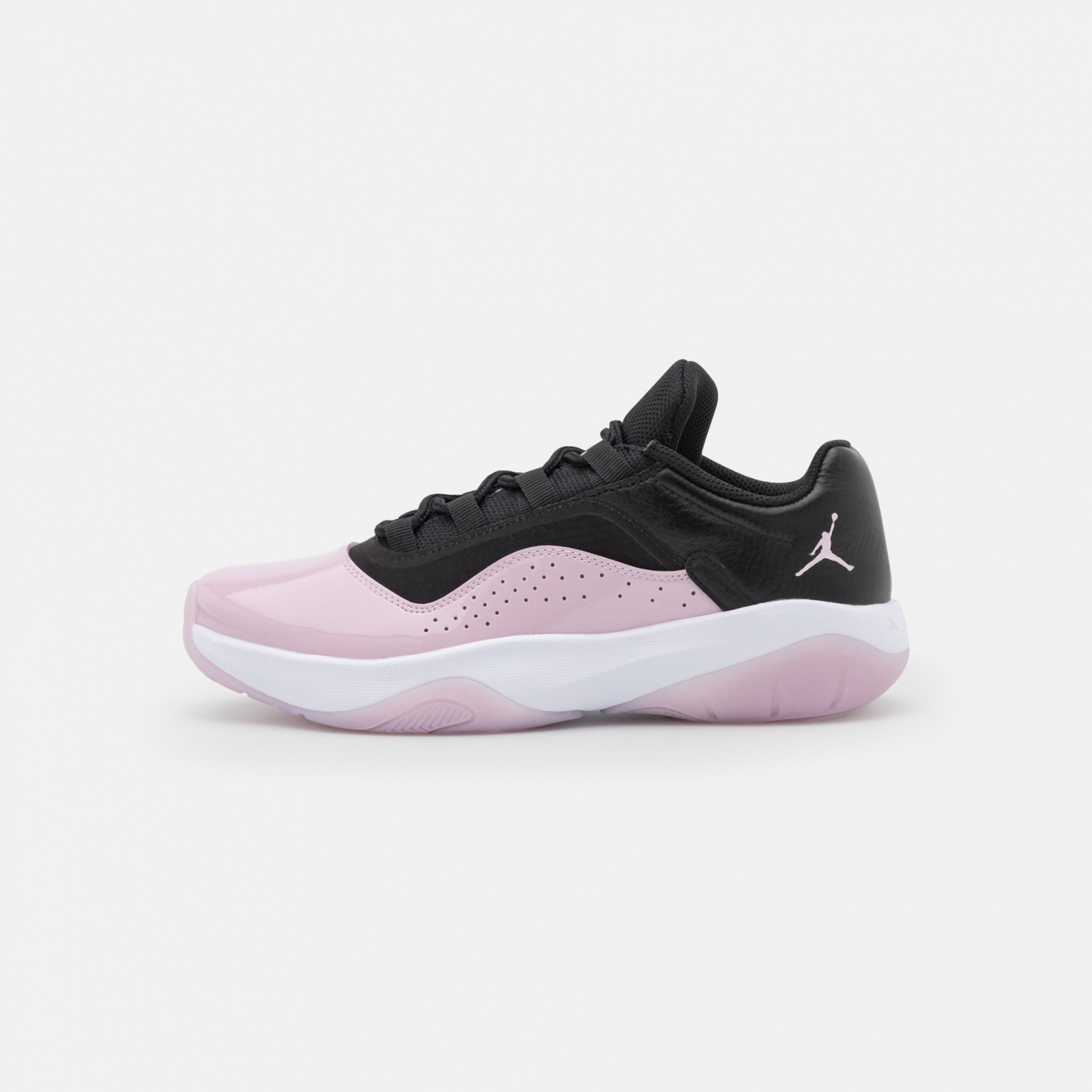Фото № 1 с приближением к товару «‎Jordan Wmns Air 11 Cmft »