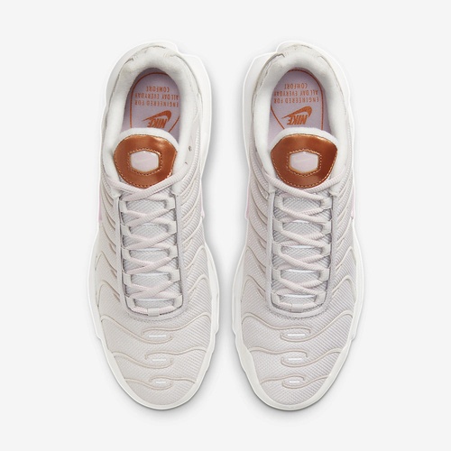 Фото № 4 с приближением к товару «‎Nike Air Max Plus»