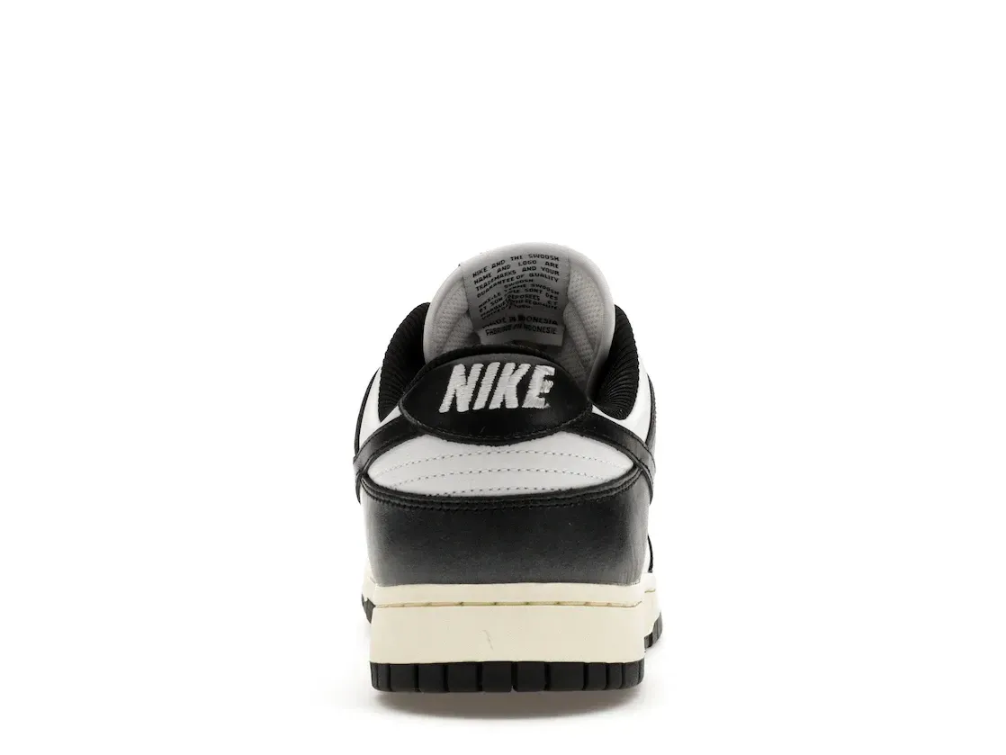 Фото № 4 с приближением к товару «‎Nike Dunk Low Vintage Panda »