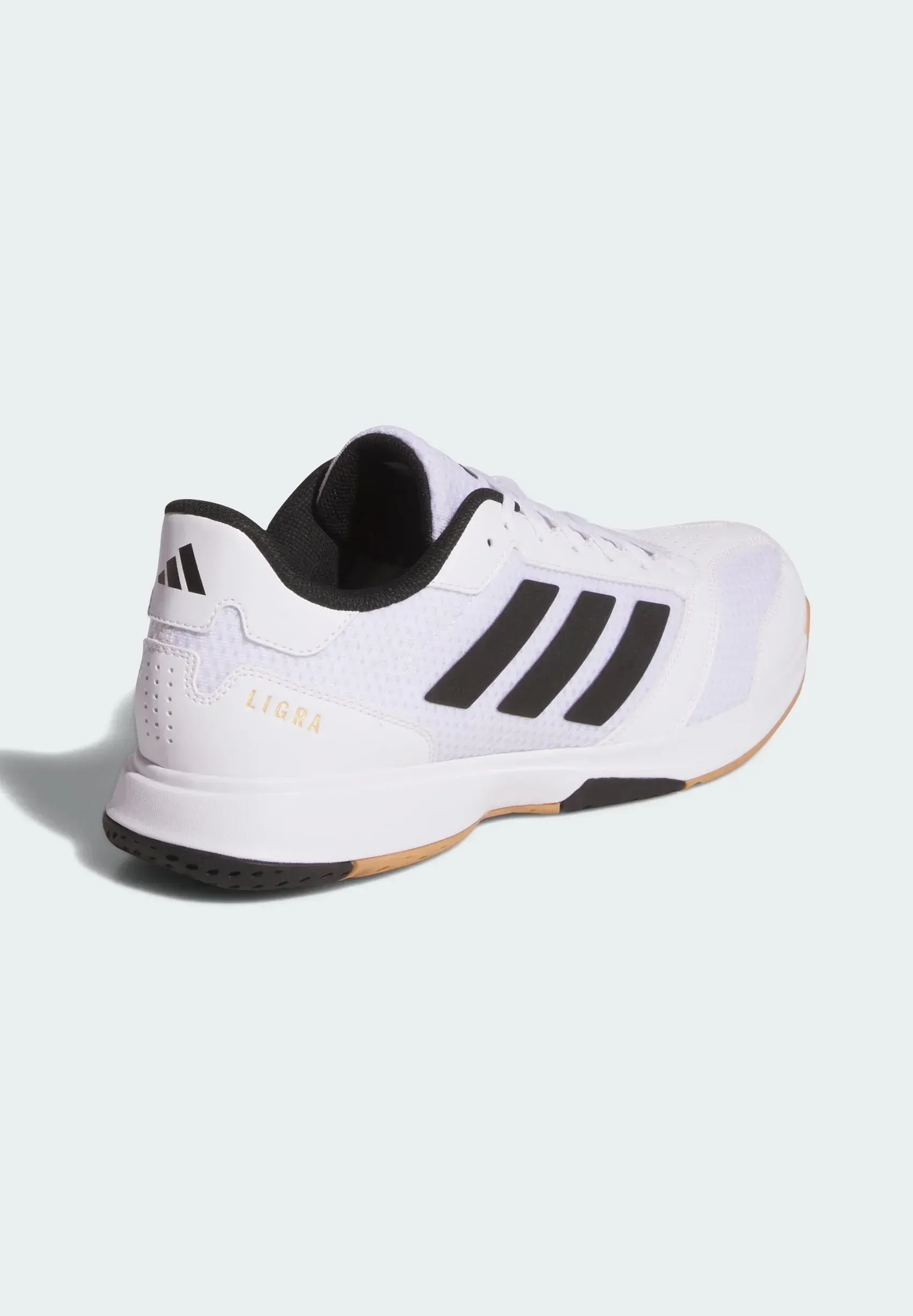 Фото № 4 с приближением к товару «‎Handball shoes»