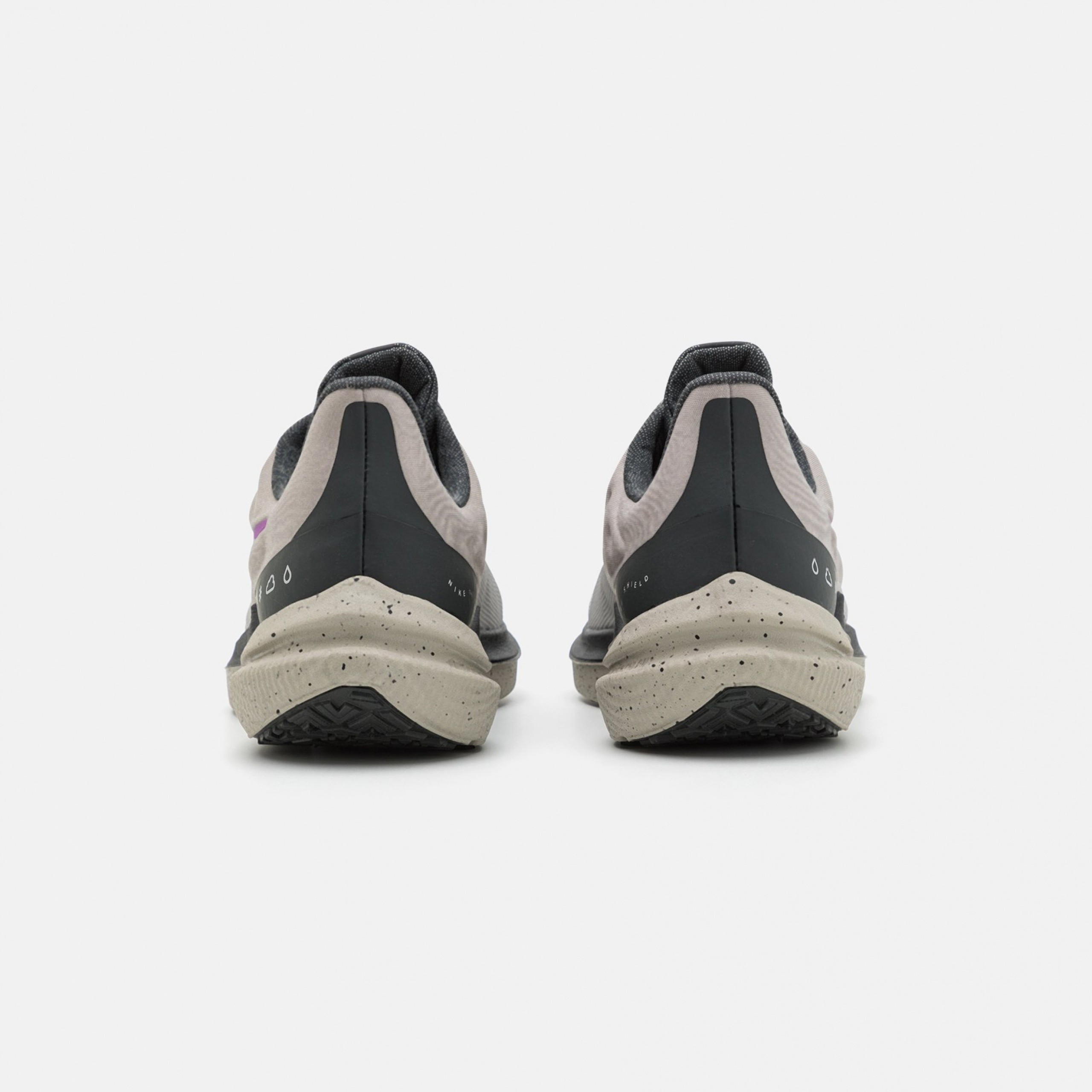 Фото № 3 с приближением к товару «‎Nike Wmns Air Winflo 9 Shield»