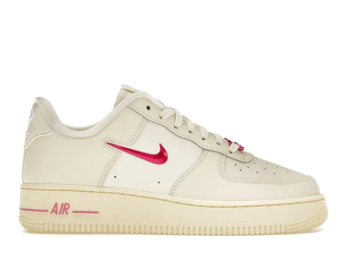Фото № 1 с приближением к товару «‎Nike Air Force 1 Low '07 SE»