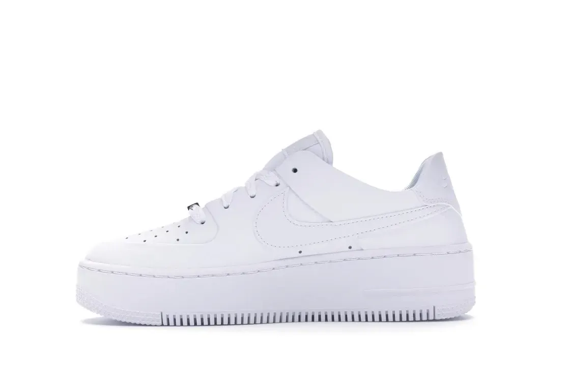 Фото № 3 с приближением к товару «‎Nike Air Force 1 Sage Low Triple White »