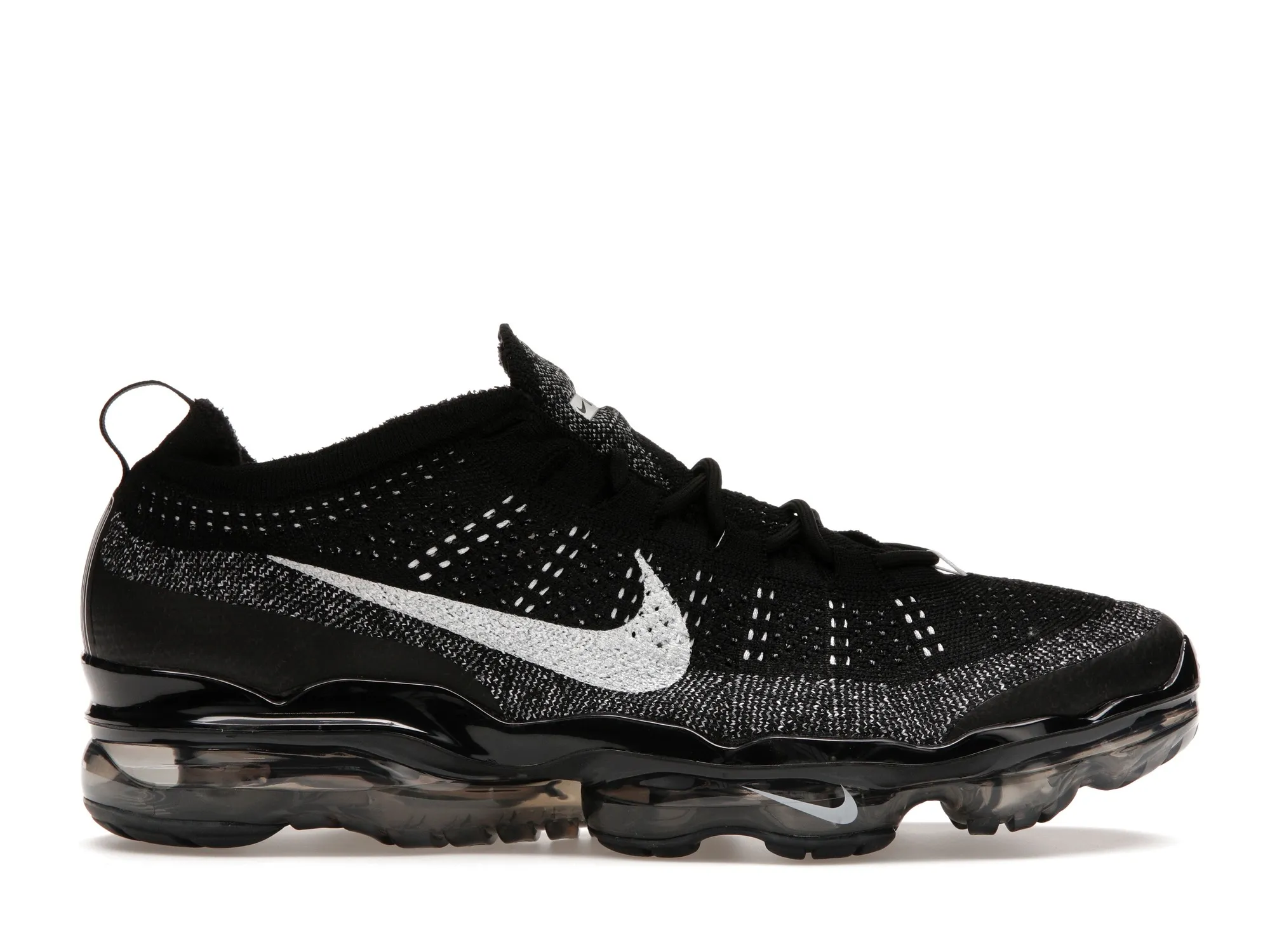 Фото № 1 с приближением к товару «‎Nike Air VaporMax 2023 Flyknit Oreo»