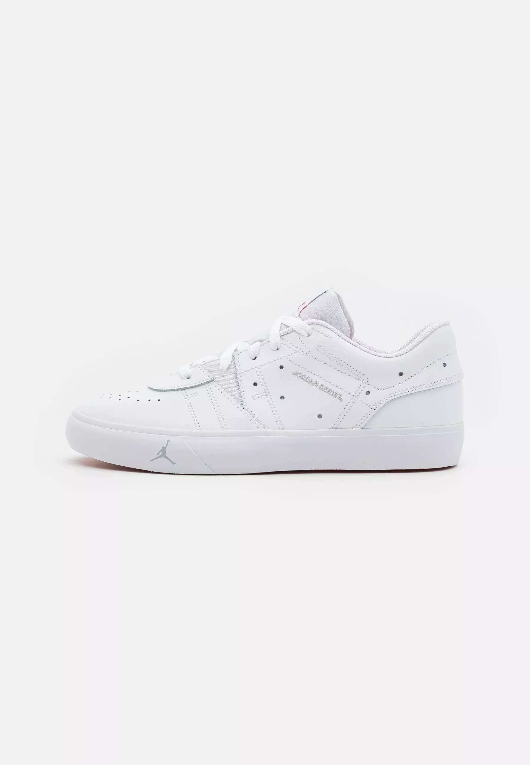 Фото № 1 с приближением к товару «‎JORDAN SERIES ES»