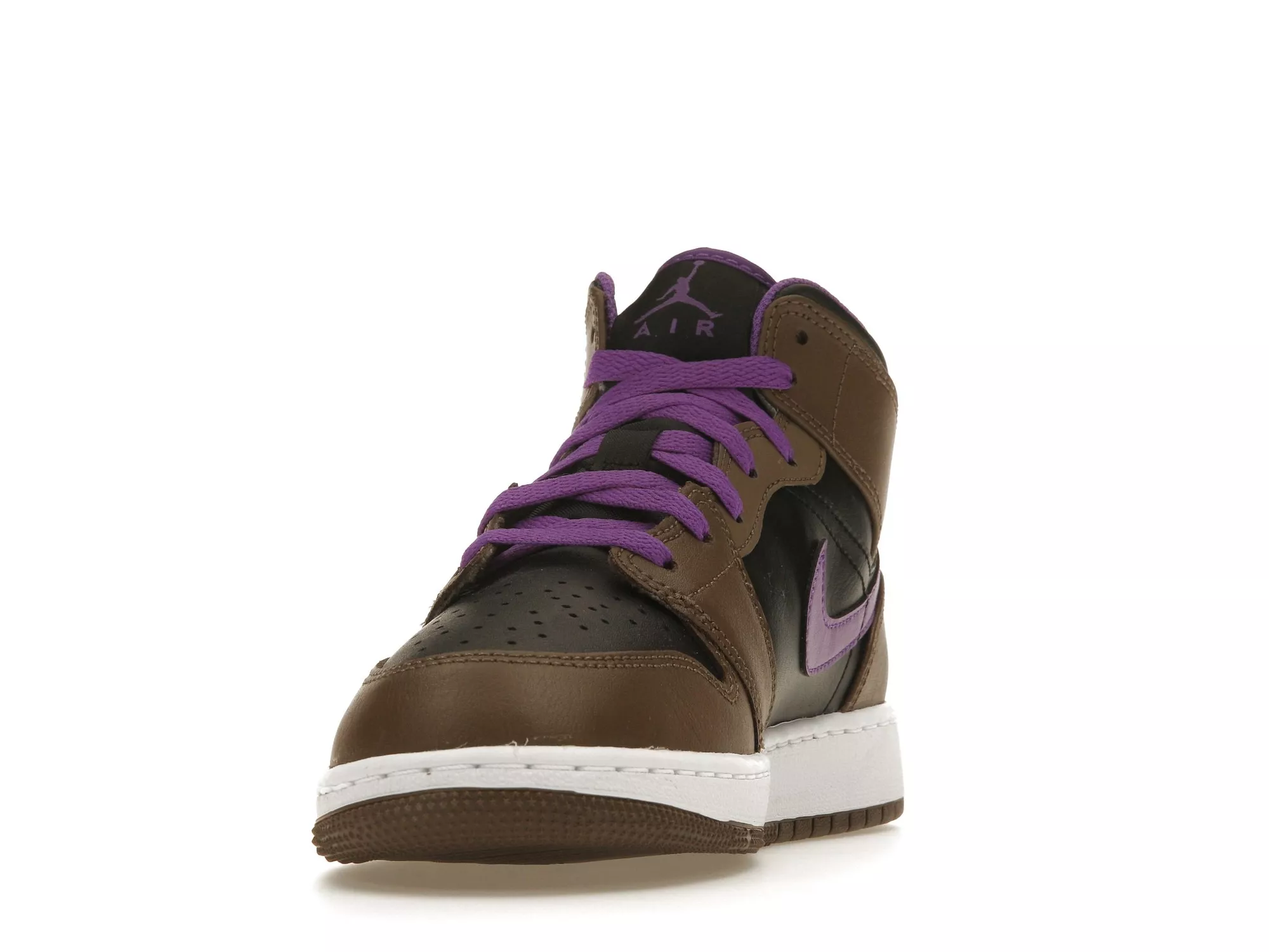 Фото № 5 с приближением к товару «‎Jordan 1 Mid Purple Mocha »