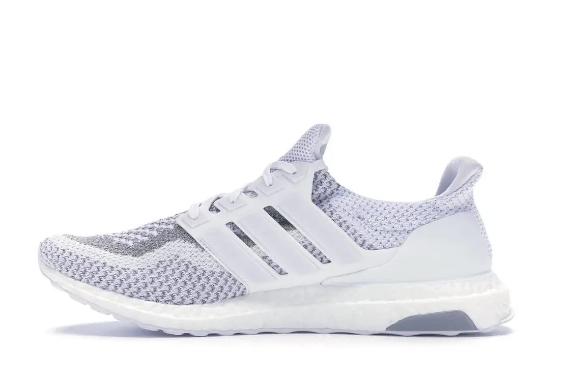 Фото № 3 с приближением к товару «‎adidas Ultra Boost 2.0 White Reflective»