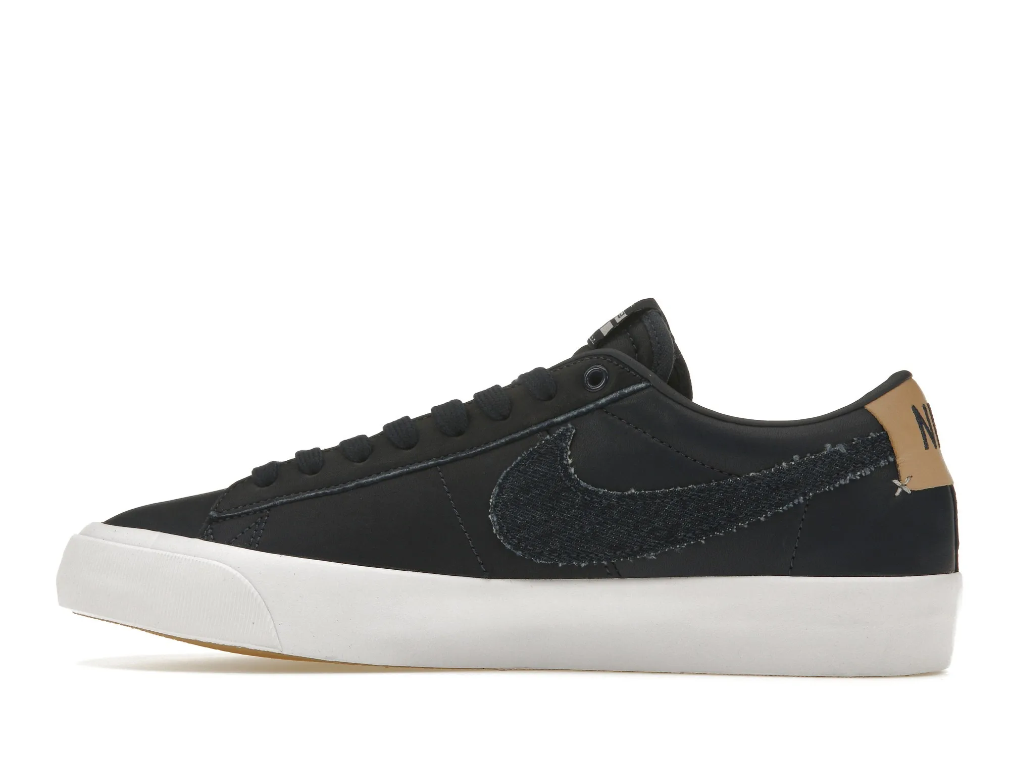 Фото № 5 с приближением к товару «‎Nike SB Zoom Blazer Low Pro GT Denim Swoosh»
