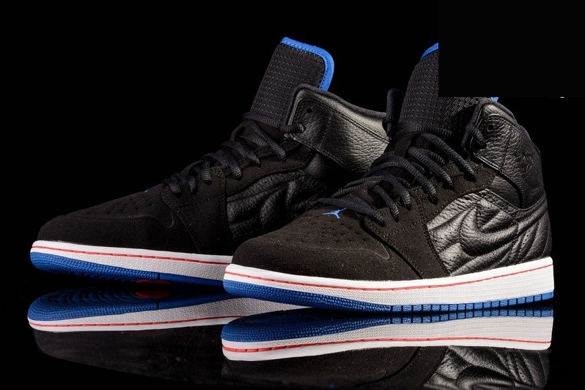 Фото № 3 с приближением к товару «‎Nike Air Jordan 1 Retro ’99 »