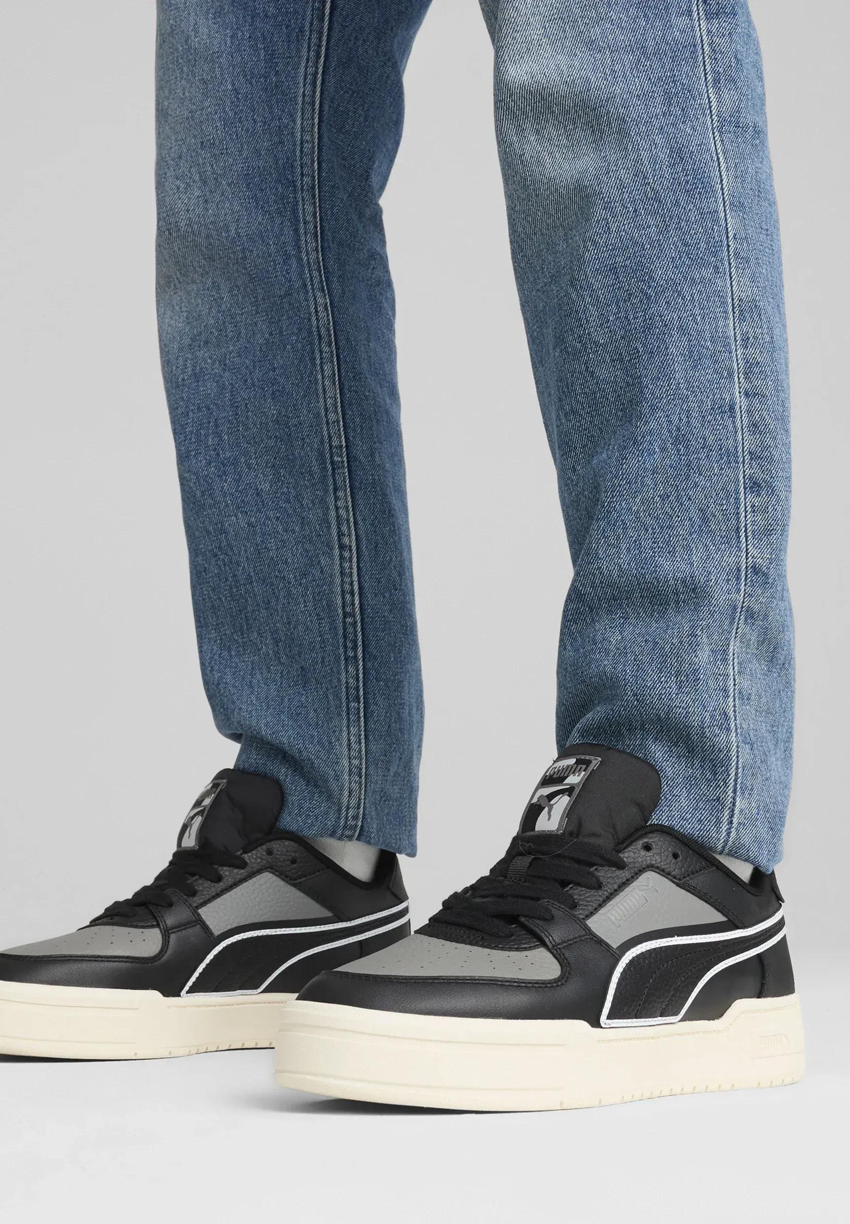 Фото № 1 с приближением к товару «‎PRO CONTOUR SNEAKERS UNISEX»