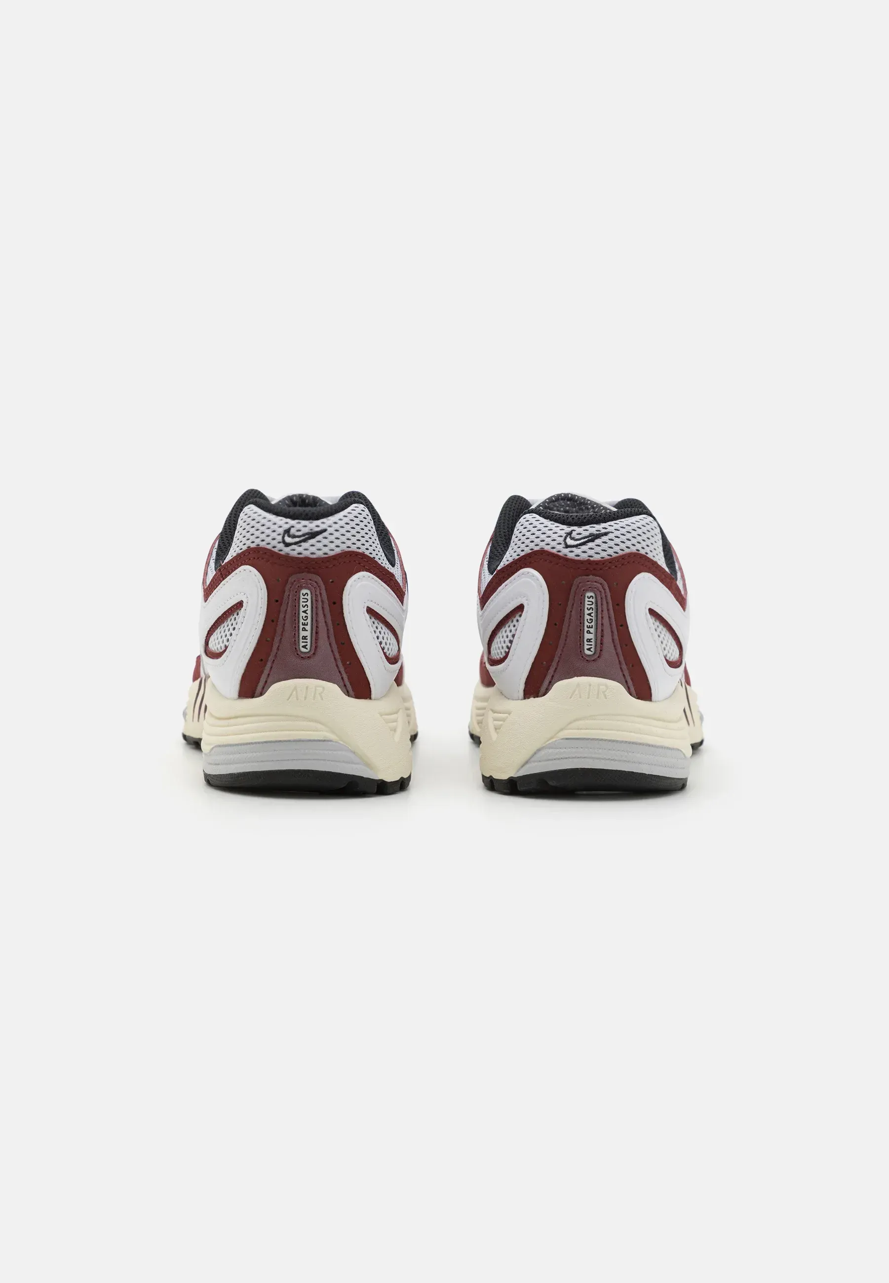 Фото № 3 с приближением к товару «‎AIR PEGASUS 2005»