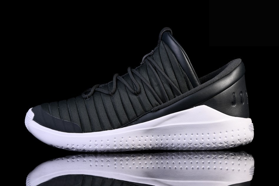 Фото № 1 с приближением к товару «‎Nike Air Jordan Flight Luxe Anthracite »