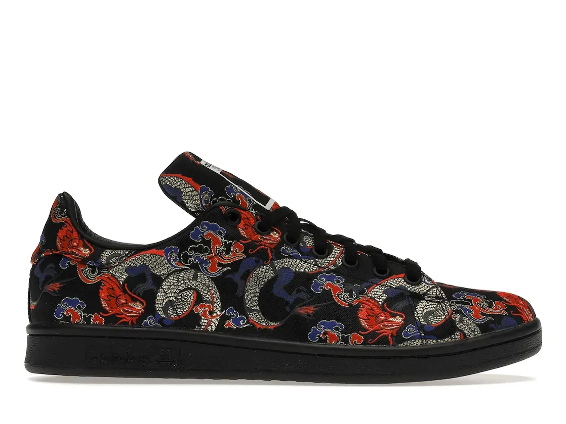 Фото № 1 с приближением к товару «‎adidas Stan Smith Dragon Print»