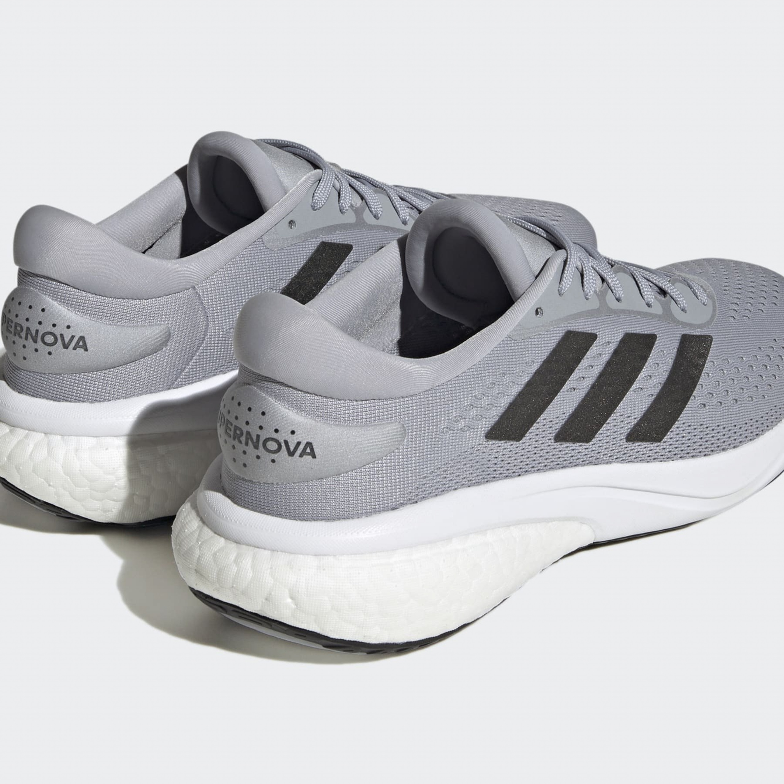 Фото № 4 с приближением к товару «‎Adidas Supernova 2.0»