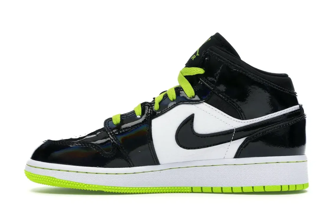 Фото № 3 с приближением к товару «‎Jordan 1 Mid Black Cyber Mystic Green »