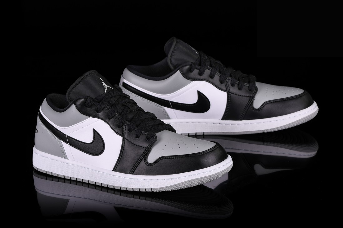 Фото № 2 с приближением к товару «‎Air Jordan 1 Low Vintage Basketball Shoes Shadow Toe»