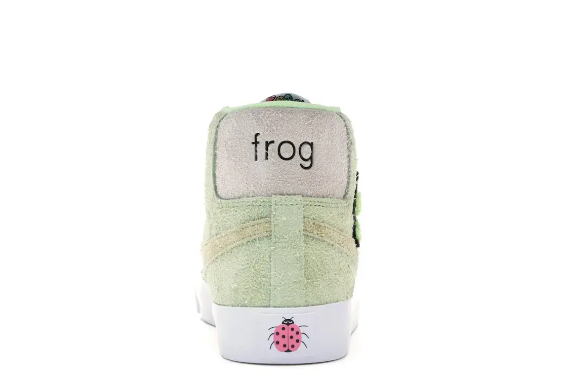 Фото № 4 с приближением к товару «‎Nike SB Blazer Frog Skateboards»