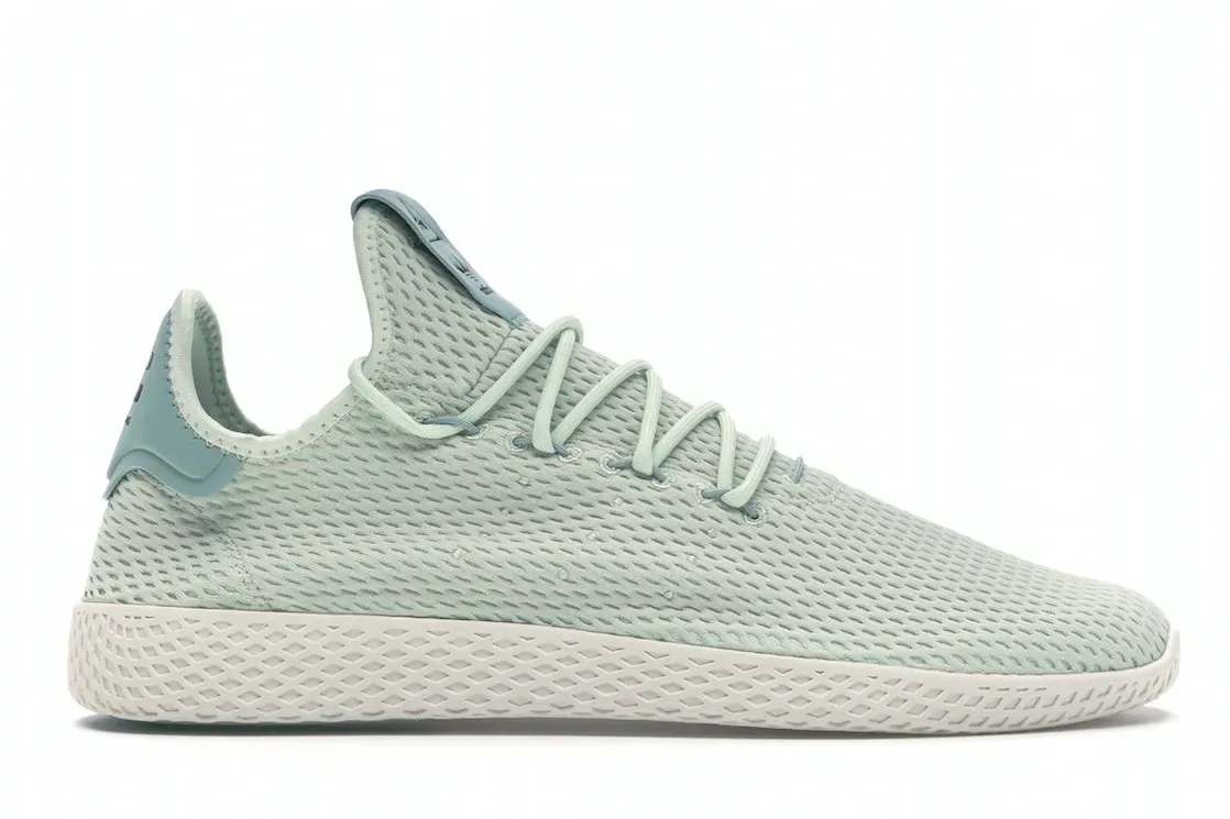 Фото № 1 с приближением к товару «‎adidas Tennis HU Pharrell Linen Green»