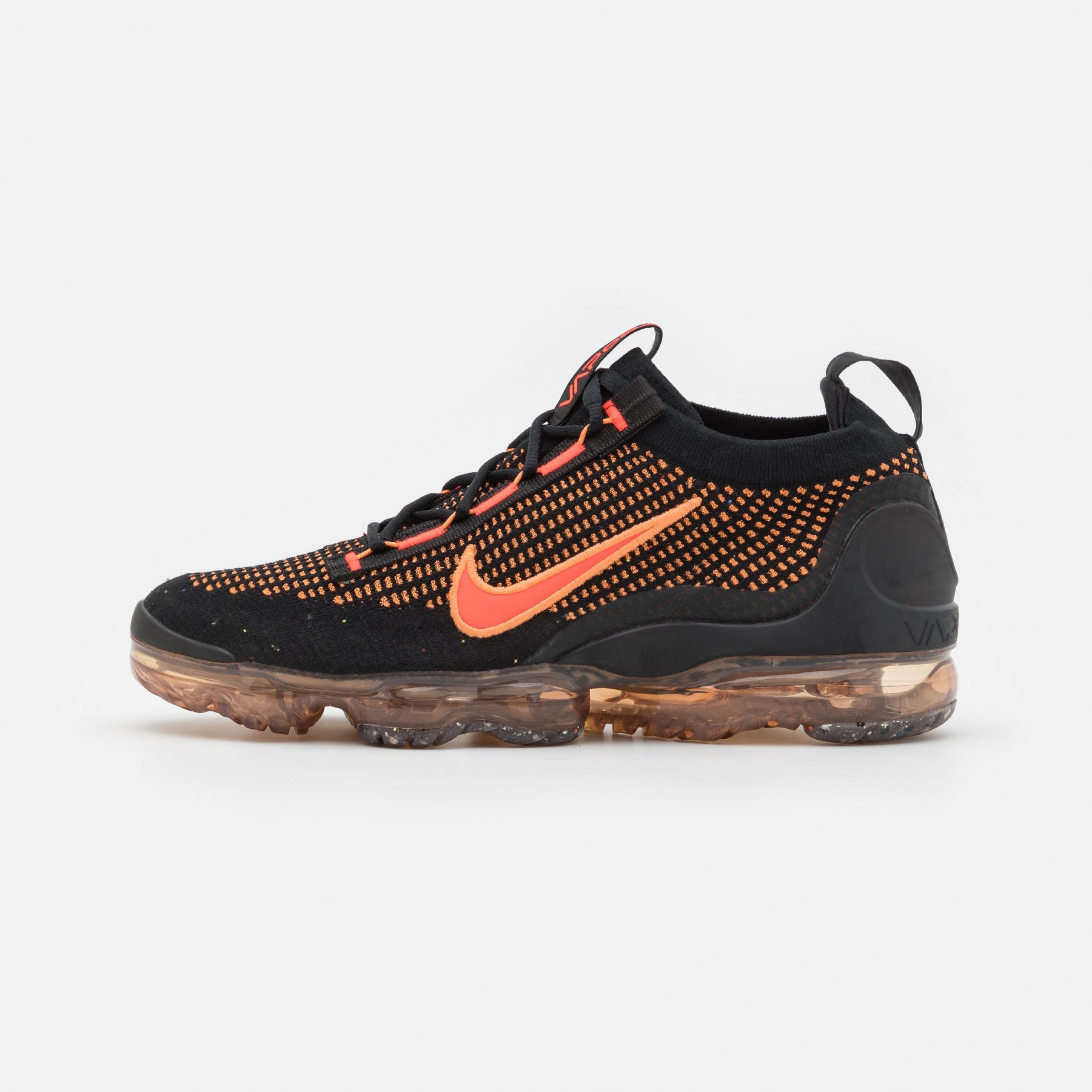 Фото № 1 с приближением к товару «‎Nike Air Vapormax 2021 FK NN »