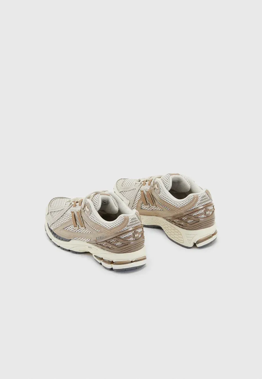 Фото № 3 с приближением к товару «‎M1906 UNISEX»