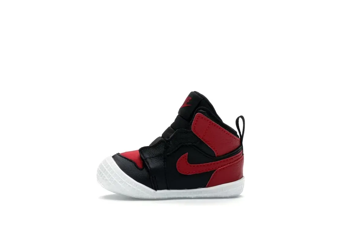 Фото № 3 с приближением к товару «‎Jordan 1 Crib Bootie»