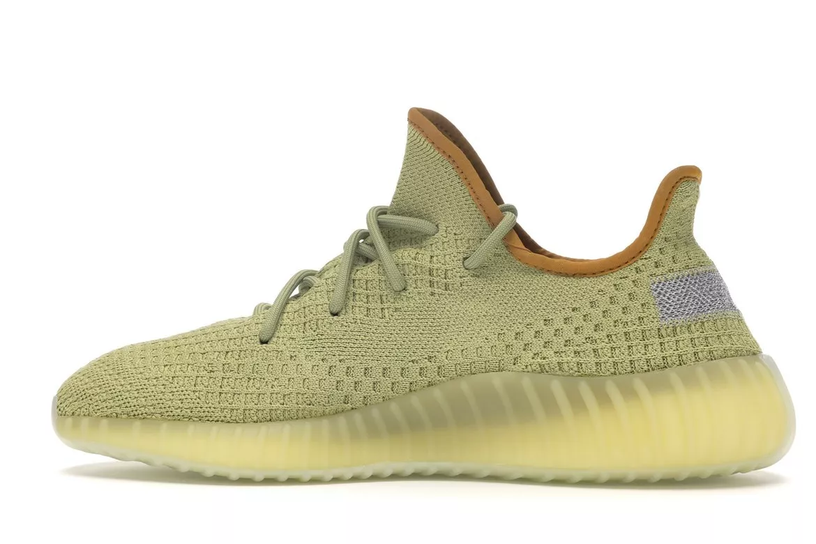 Фото № 5 с приближением к товару «‎adidas Yeezy Boost 350 V2 Marsh»
