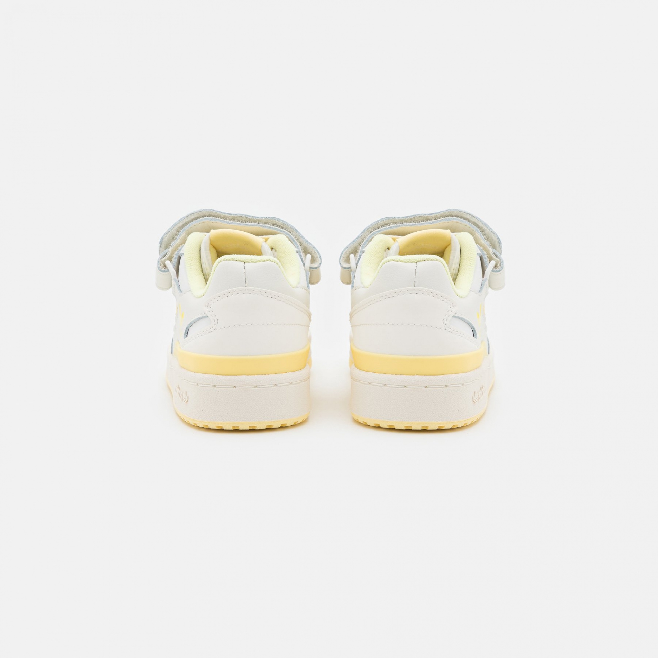 Фото № 4 с приближением к товару «‎Adidas Forum »