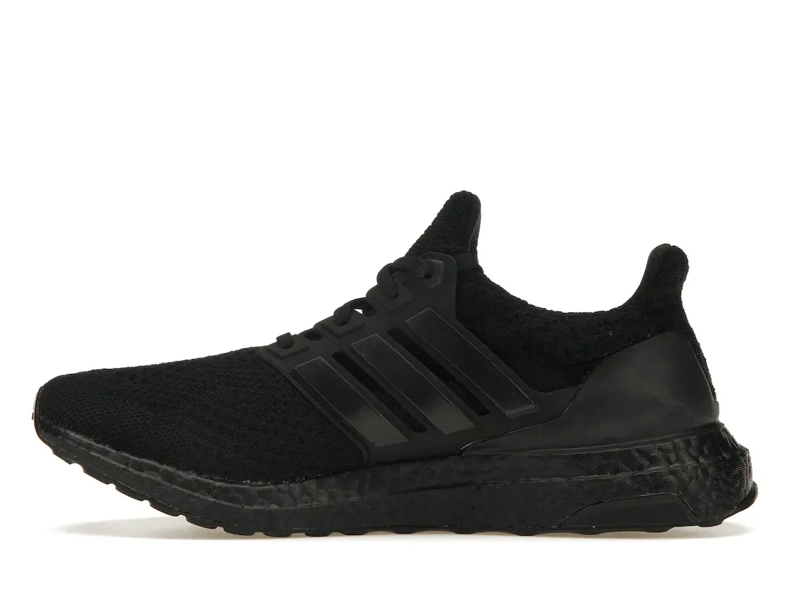 Фото № 3 с приближением к товару «‎adidas Ultra Boost 5.0 DNA Triple Black »