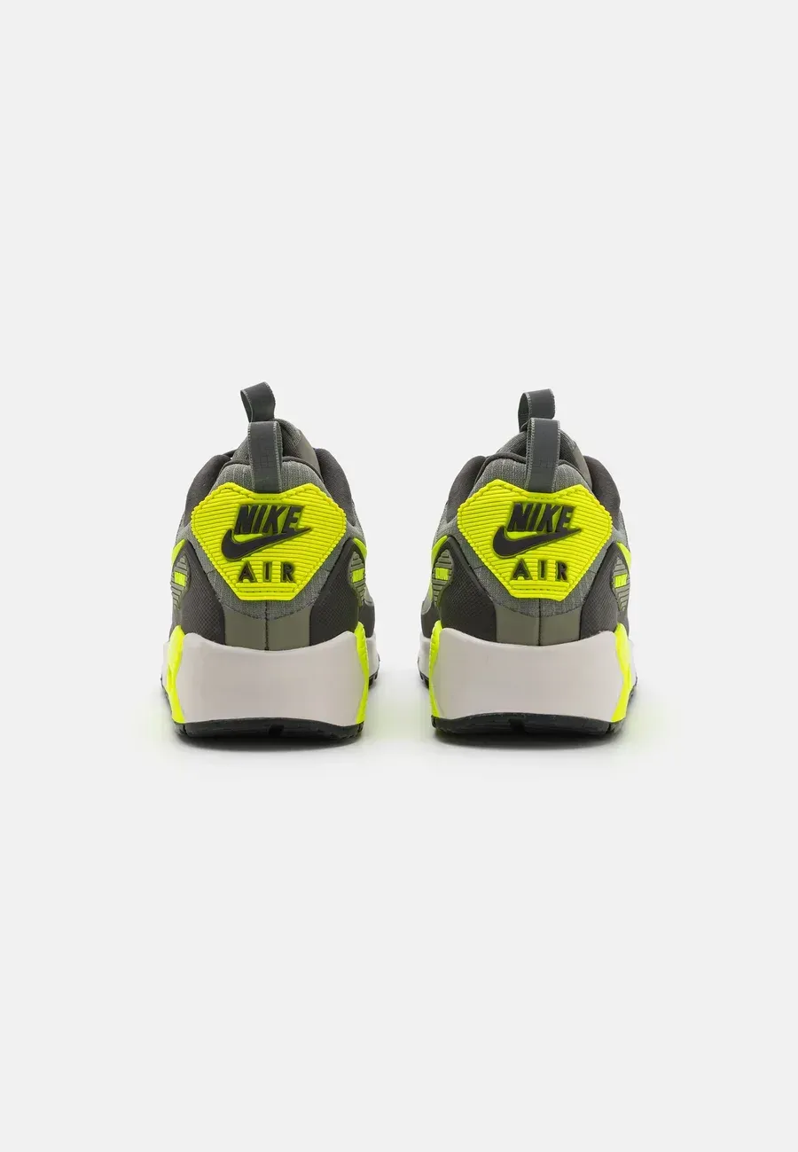 Фото № 3 с приближением к товару «‎AIR MAX 90 DRIFT UNISEX»