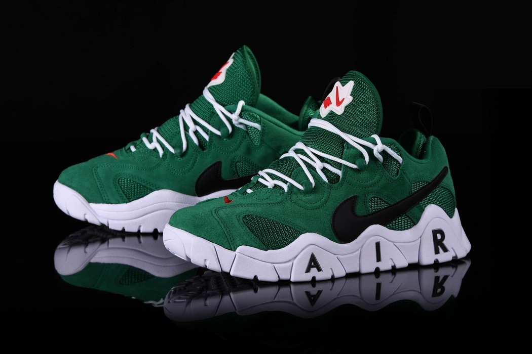 Фото № 1 с приближением к товару «‎Nike Air Barrage Low "Heineken" WhiteGreen»