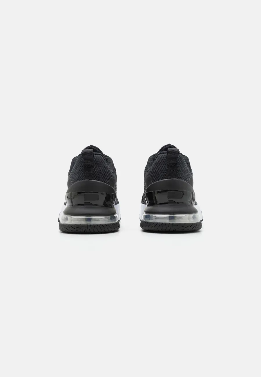 Фото № 3 с приближением к товару «‎AIR MAX ALPHA 6 UNISEX»