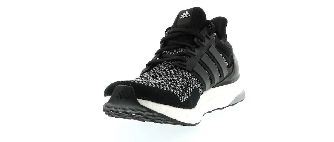 Фото № 2 с приближением к товару «‎adidas Ultra Boost 1.0 Black Reflective (2015)»