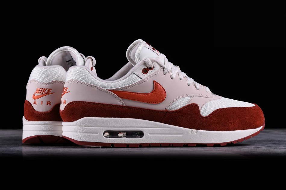 Фото № 4 с приближением к товару «‎Nike Air Max 1 Curry 2.0 »