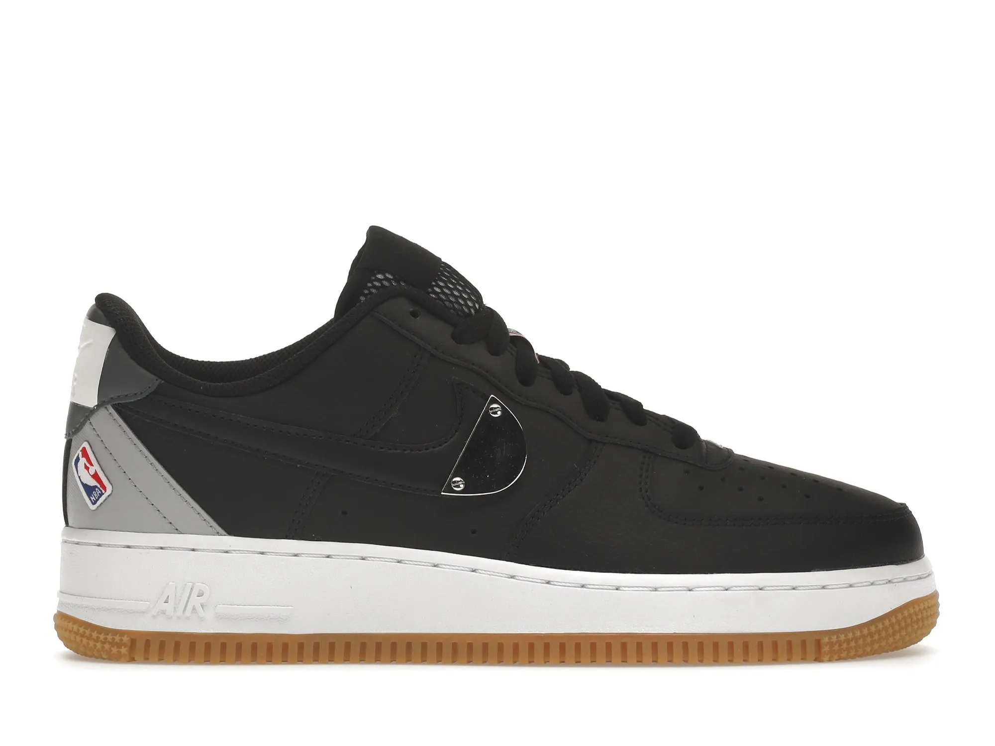 Фото № 1 с приближением к товару «‎Nike Air Force 1 Low 07 NBA Black Silver»