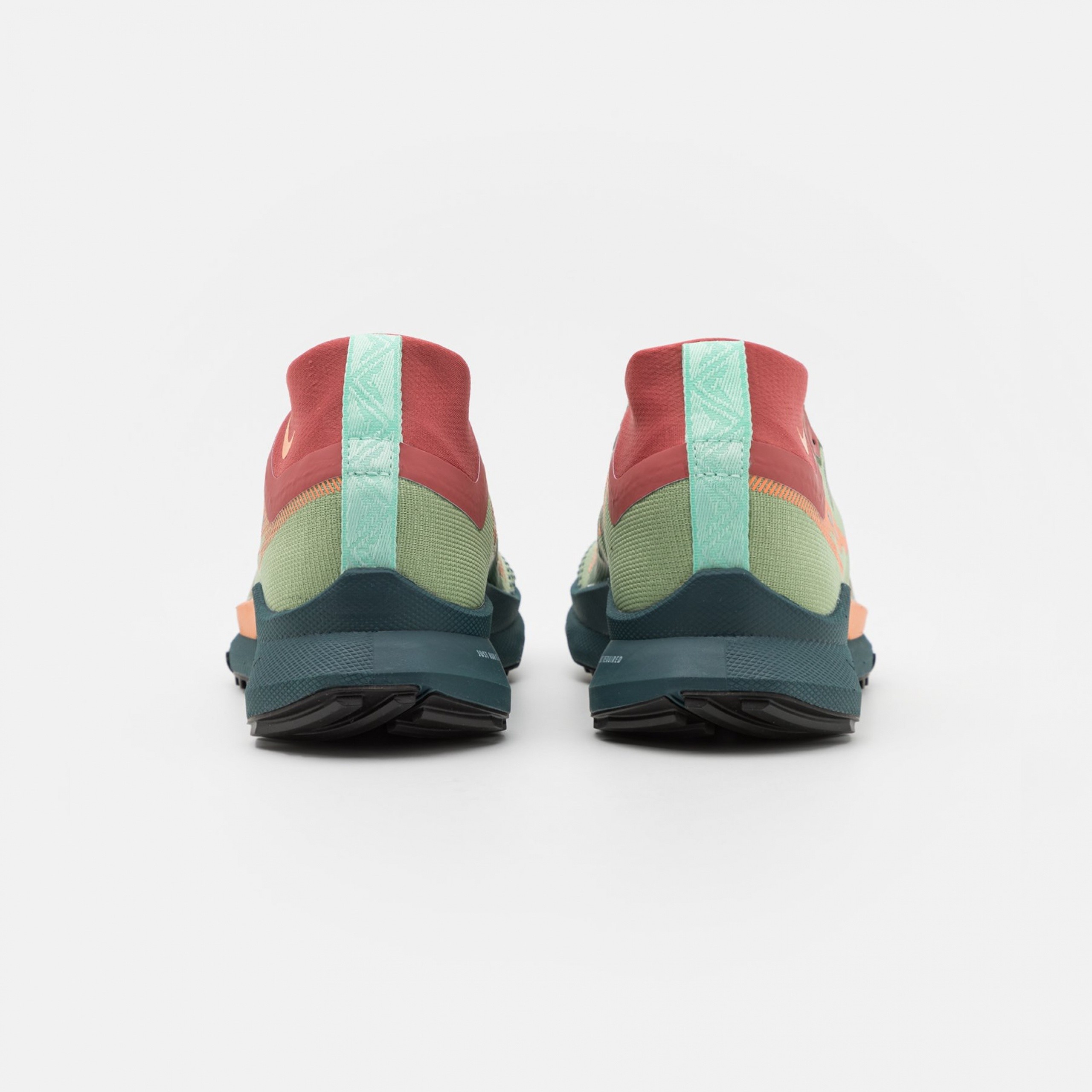 Фото № 3 с приближением к товару «‎Nike React Pegasus Trail 4 Gtx»