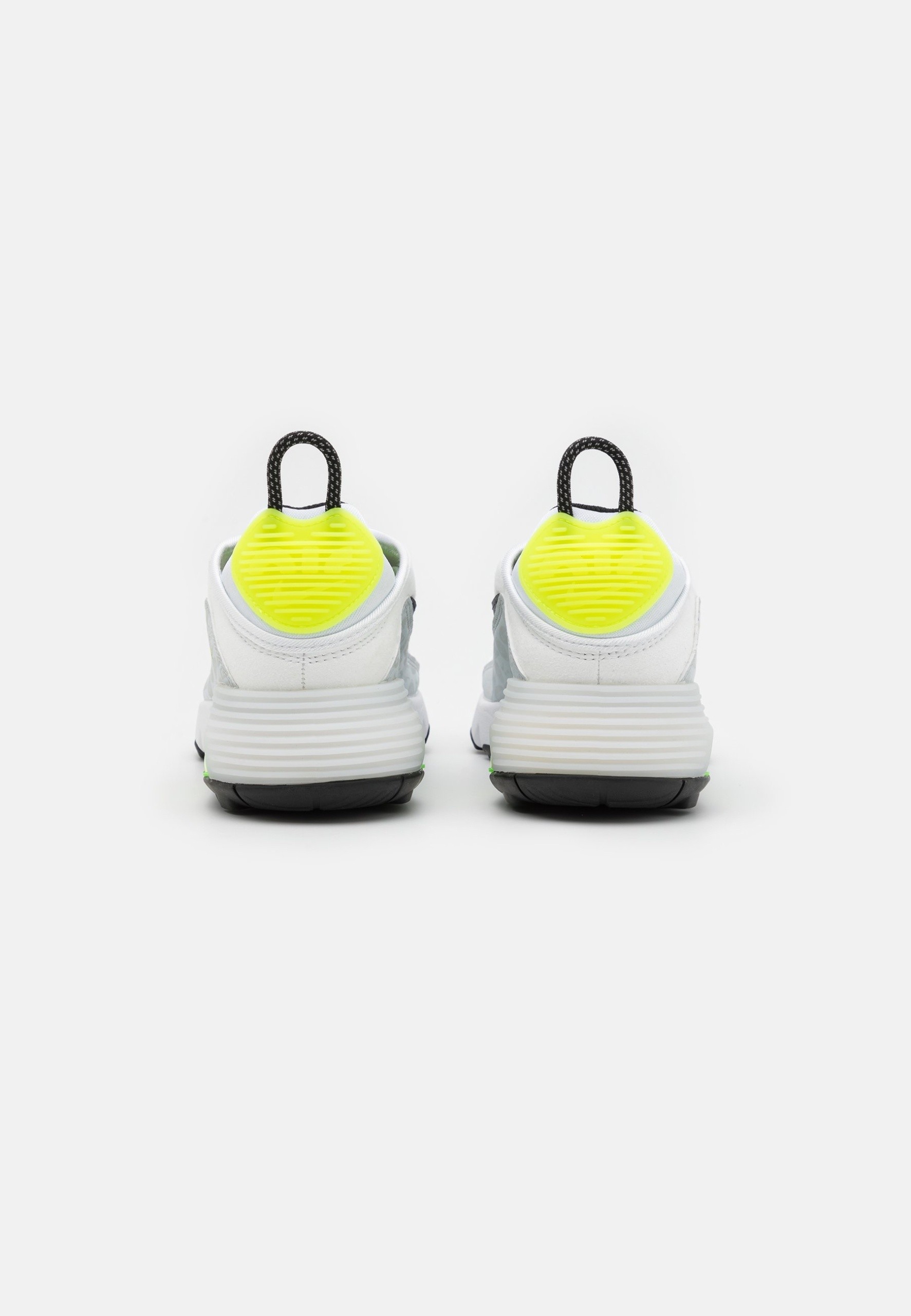 Фото № 3 с приближением к товару «‎Nike Air Max 2090 »